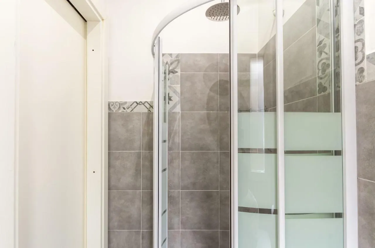*** Guest house La Dolce Vita Qg Rome Italy